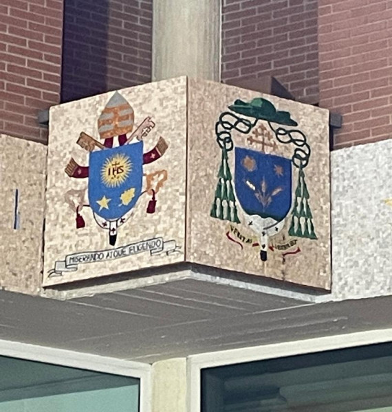 Relihiöse Kunstwerke StemmiEpiscopali-Chiesa S.Giovanni Battista - Cosenza-Italia